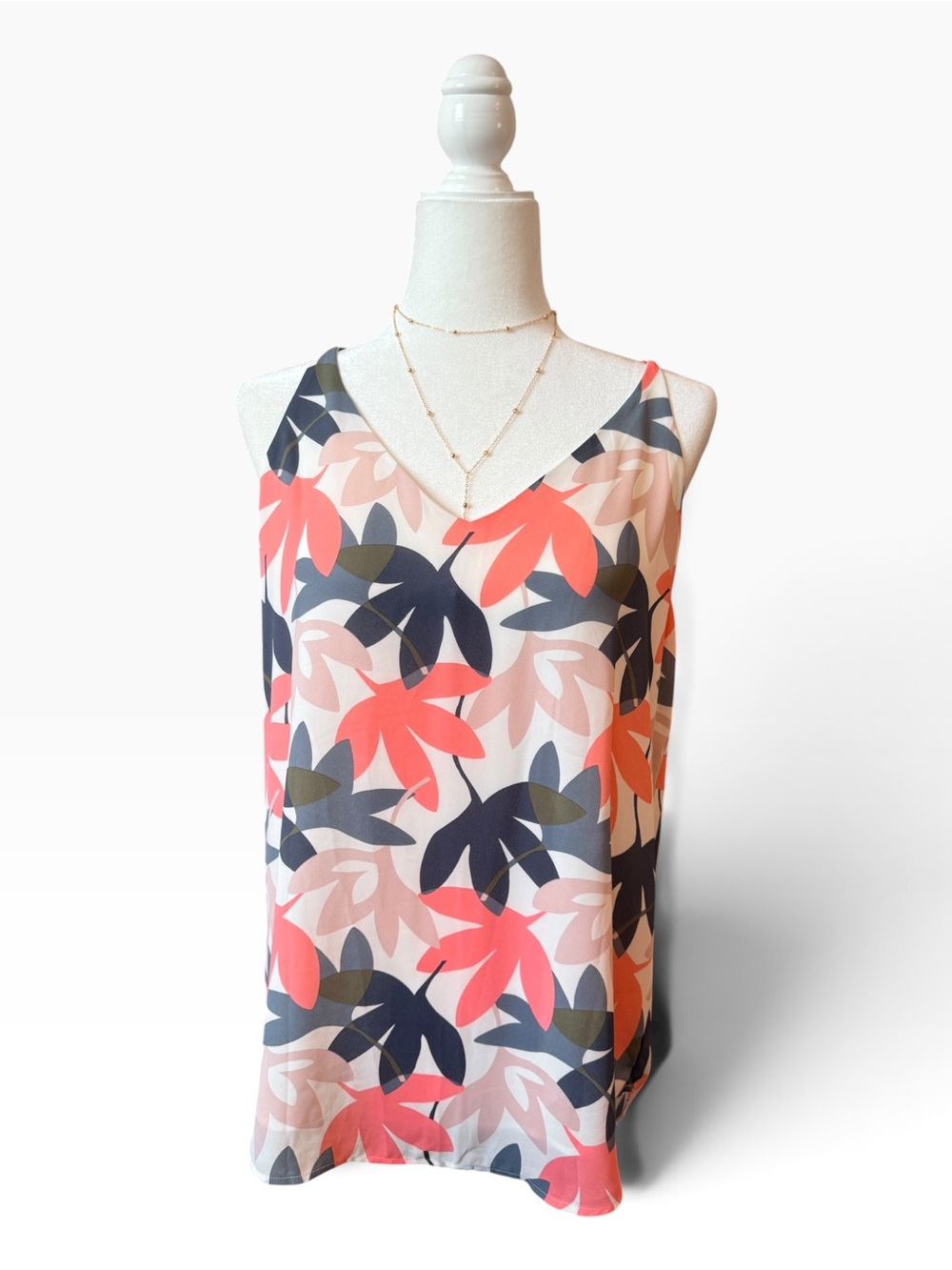 LOFT Coral & Navy Floral V-Neck Camisole size Medium